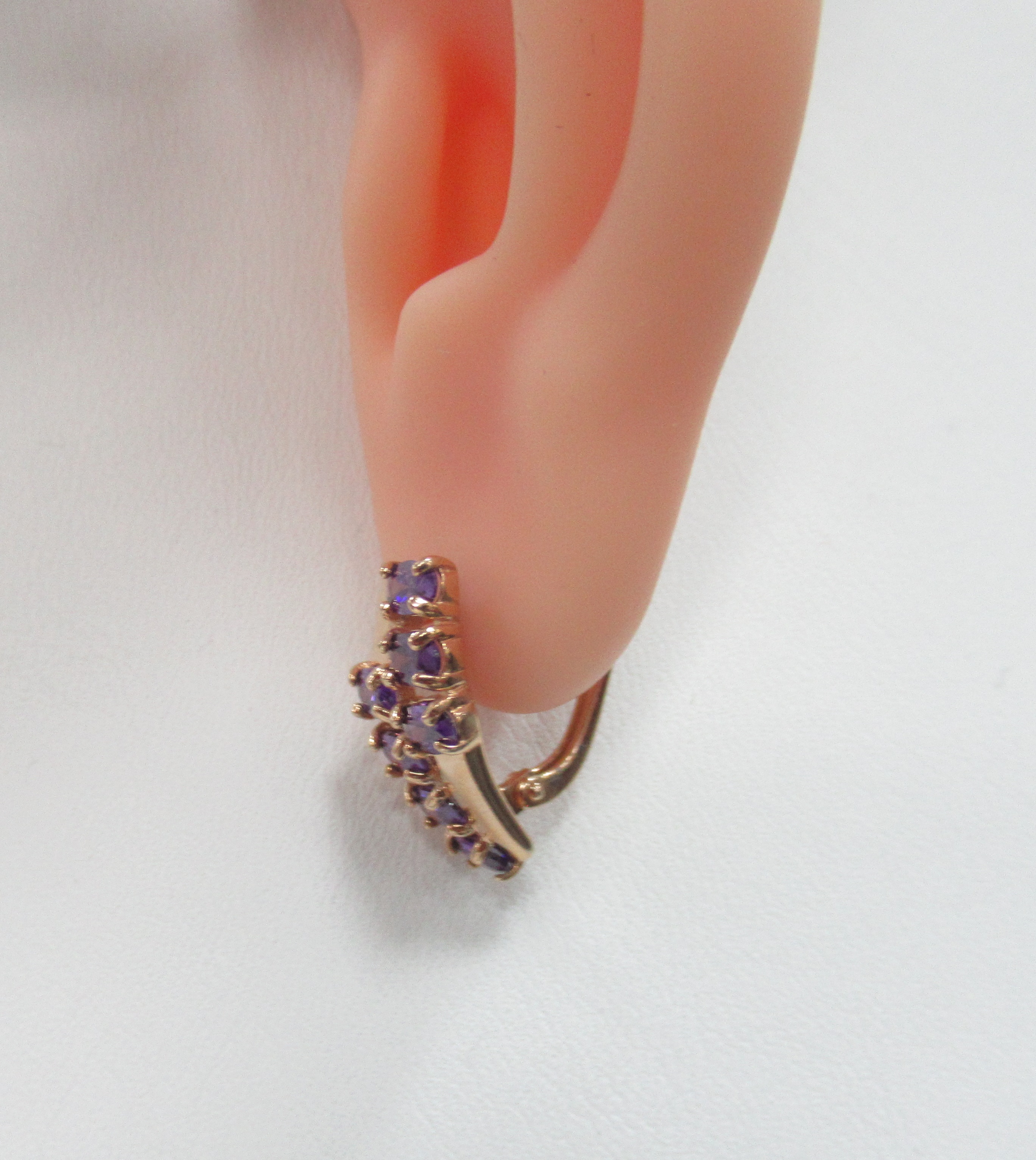 Серебряные серьги 925 пробы; вставки 14 Пл.Кварц цв. аметист;